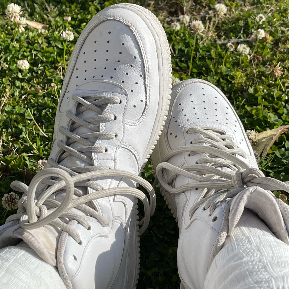 Nike Hightop AF1’s Air Force One’s Mens 8.5 White Leather - Picture 1 of 4